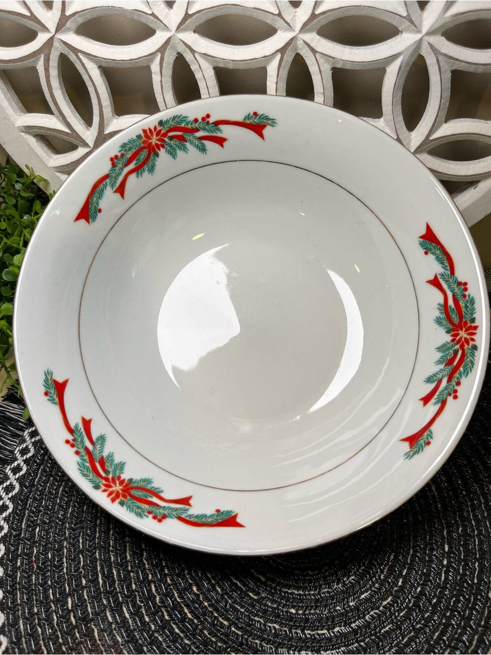 Tienshan Fine China Discontinued Poinsetta & Ribbon Serving Bowl